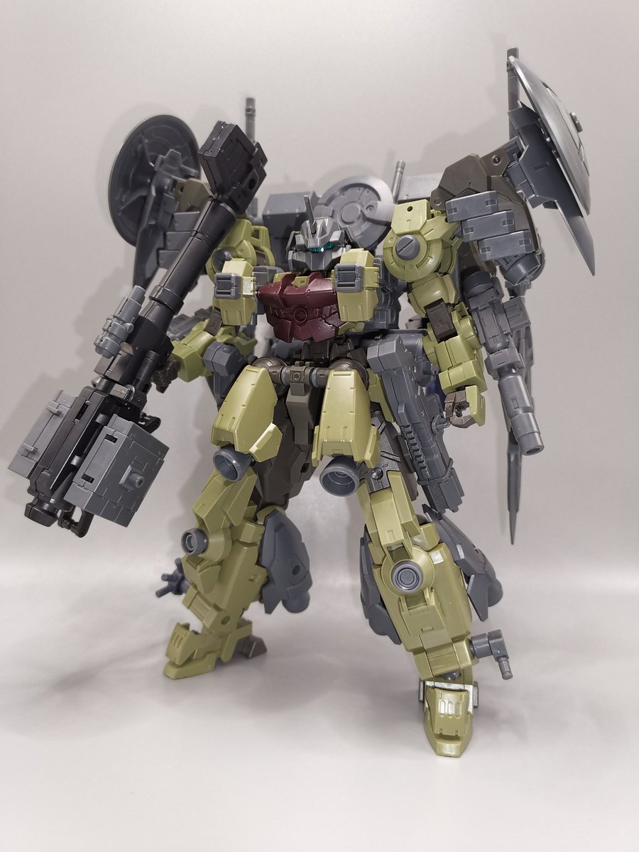 waishingSin1's tweet photo. bEXM-44S
ハイパノヴァ[対森林調査特殊部隊仕様]

森林エリアの残存するラウンドノヴァ部隊を支援するため、実体武器を装備し、己方部隊と森林資源を守りつつ「謎の識別不明機」をいち早く捜索できるよう改造された。

ベース機：
https://t.co/gG8zfrIjom

#30MMバイロン軍
#30MM森林エリア https://t.co/IrQTe5GviQ