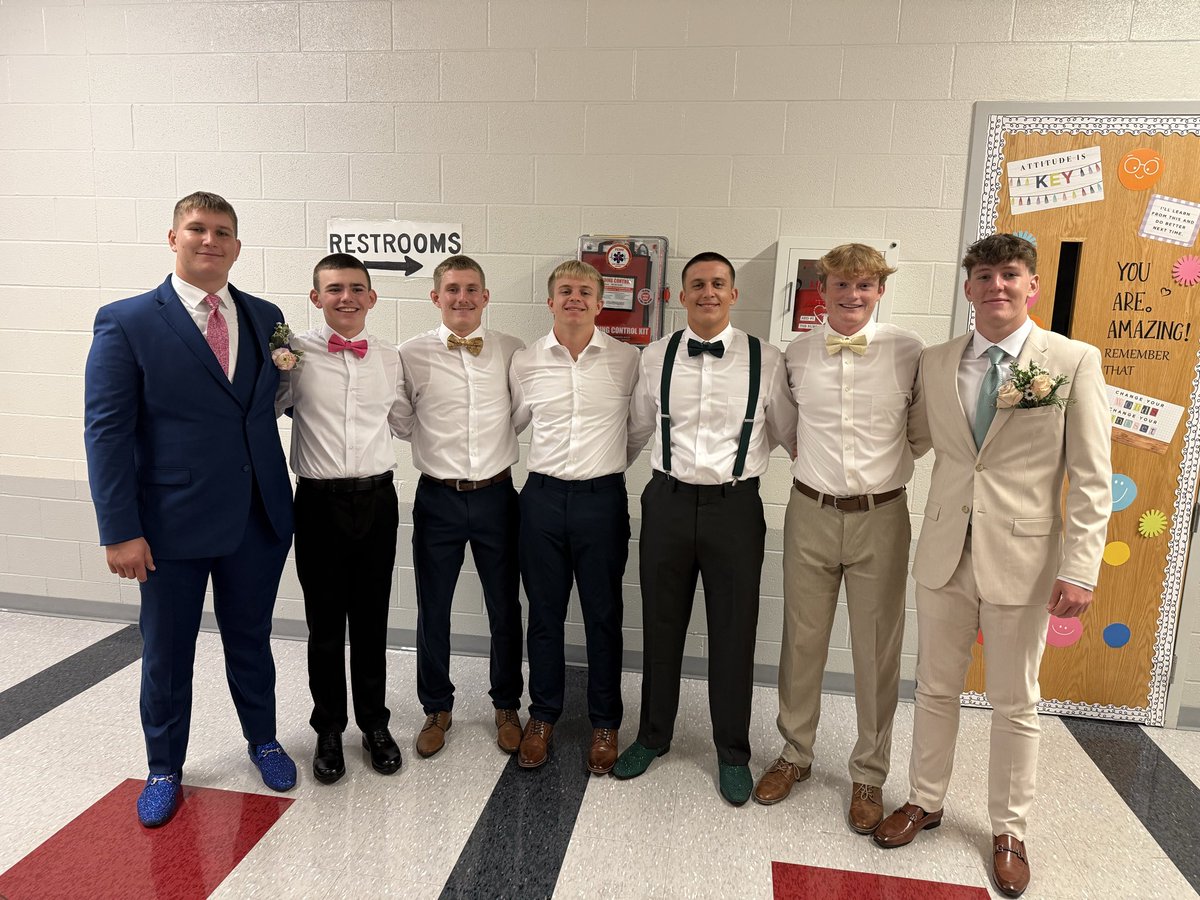 BaseballToronto's tweet image. The boys clean up well 👀