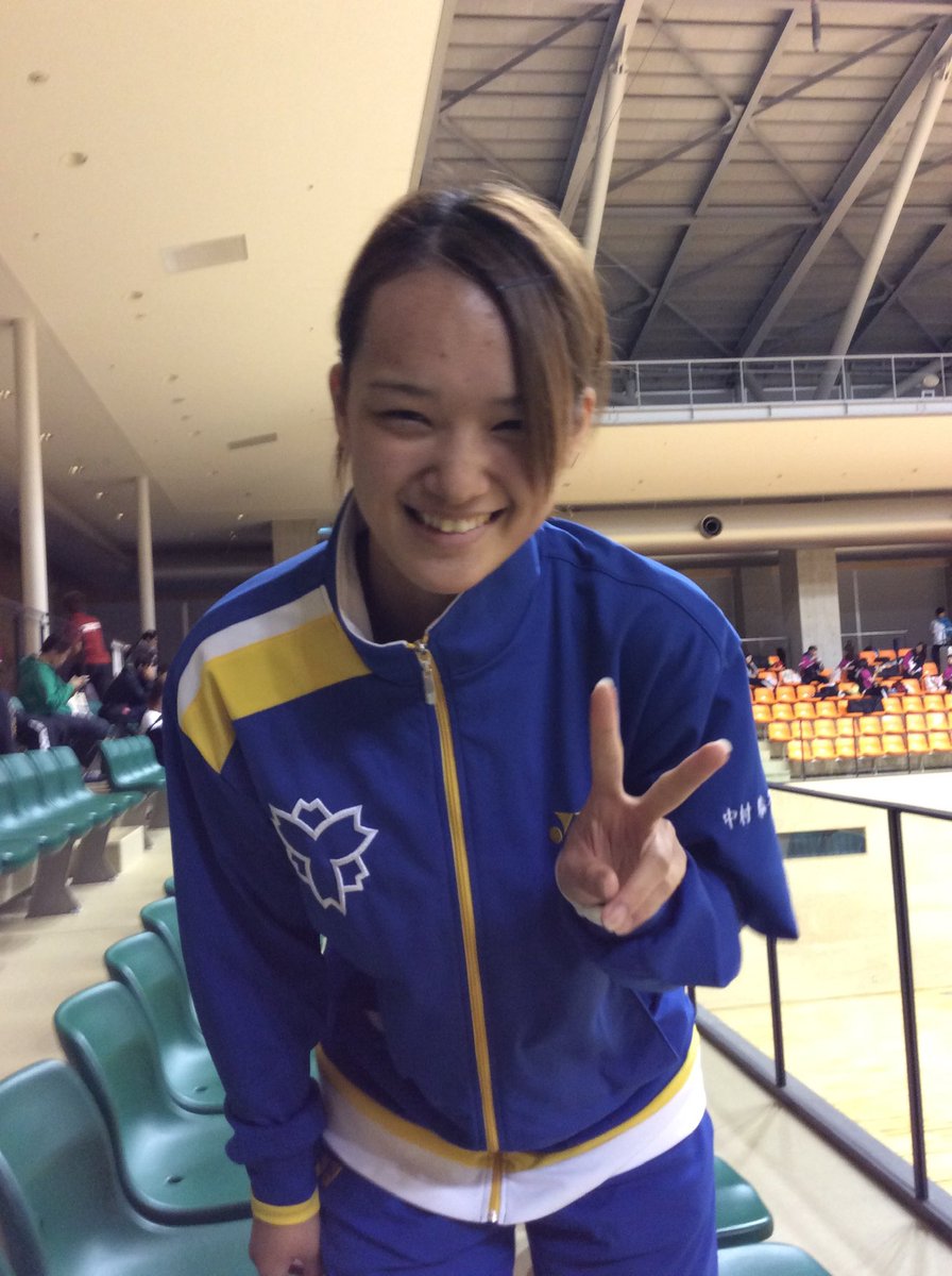 Ｓ/Ｊリーグ
一宮大会の会場は
西本君が大学２年の
2014年インカレ
MS優勝した時の
会場やな。
中村さんは１年
の時やん。