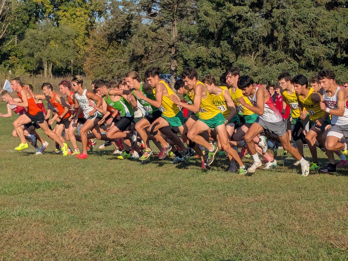 🔰🎽🏆2025 BOYS CROSS COUNTRY NLC CHAMPIONS!!🔰🎽🏆

NHS senior Baylor Miller was the conference meet winner today!
