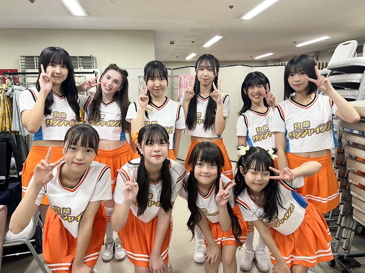 AjuGa2025's tweet photo. #宮崎サンシャインズ のパートナー交���会に参加させていただきました‼️

今シーズン専属のチアガールとして活動させていただき、野球の楽しさやスポーツの厳しさなどを学ぶことができました。

選手の皆さん、お疲れ様でした😊

#ajugirls
#宮崎ご当地アイドル
#kpop
#アイドル
#独立リーグ
#野球 https://t.co/fdCVMhiQgR