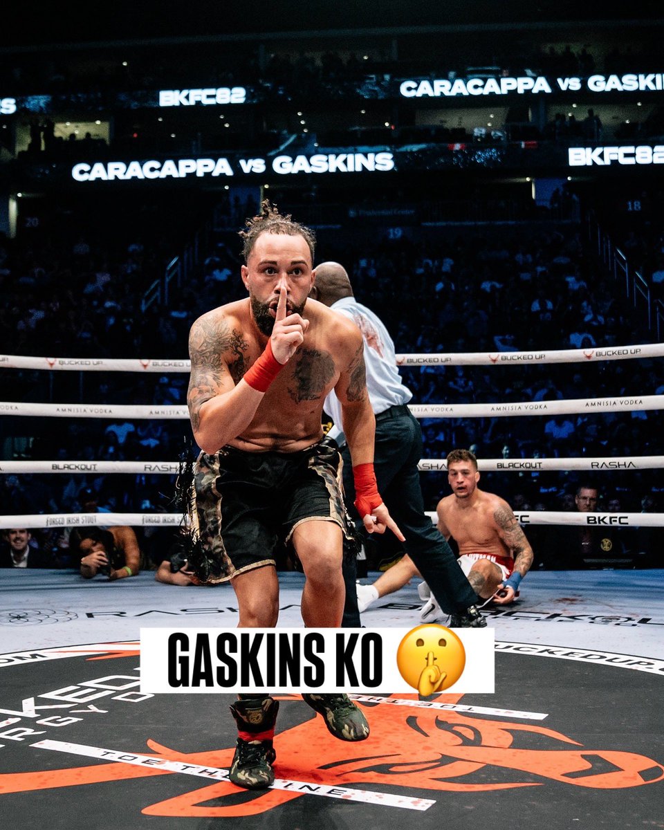 bareknucklefc's tweet photo. QUENTIN GASKINS GETS THE KO IN ENEMY TERRITORY! 

🎟️ Buy #BKFC82 NOW at https://t.co/vd8ZAEeHNR | LIVE NOW on DAZN | Link in Bio For More https://t.co/pM2Pjh9uFn