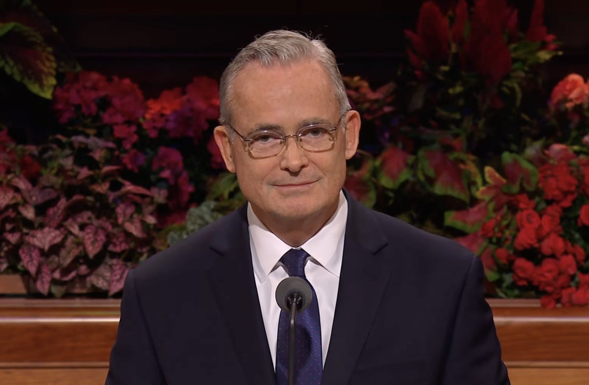 ldsconf's tweet photo. “All of us can have a new beginning through, and because of, Jesus Christ. Even you.” —  Elder @PatrickKearon | #GeneralConference https://t.co/LdqEefCJN2