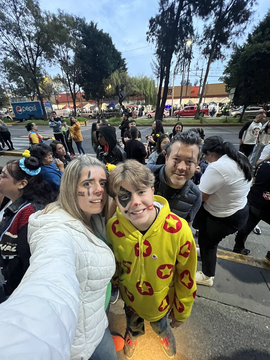 Ya casiiiiii <a href="/MartinCaligaris/">Martín Pampiglione</a> <a href="/RaulSencillezOK/">Raul Sencillez ♬</a> #MaquillajeyCancion <a href="/LOSCALIGARIS/">Caligaris</a> ❤️🇲🇽🤡