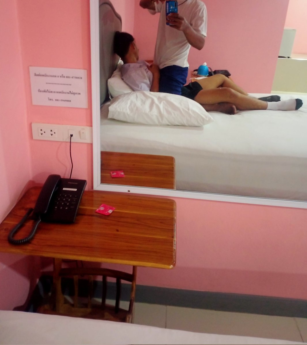 วันนี้ว่างๆหาอะไรทำกันดีไหมอยากลองซ้อน3คนใครสนใจลองทักมาคุยกันก่อน
#เด็กพิจิตรในเมือง