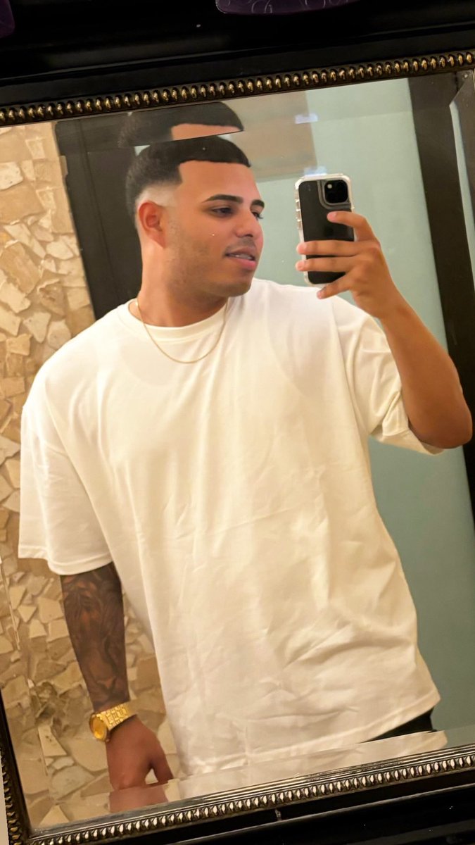 ErickJousee's tweet image. 