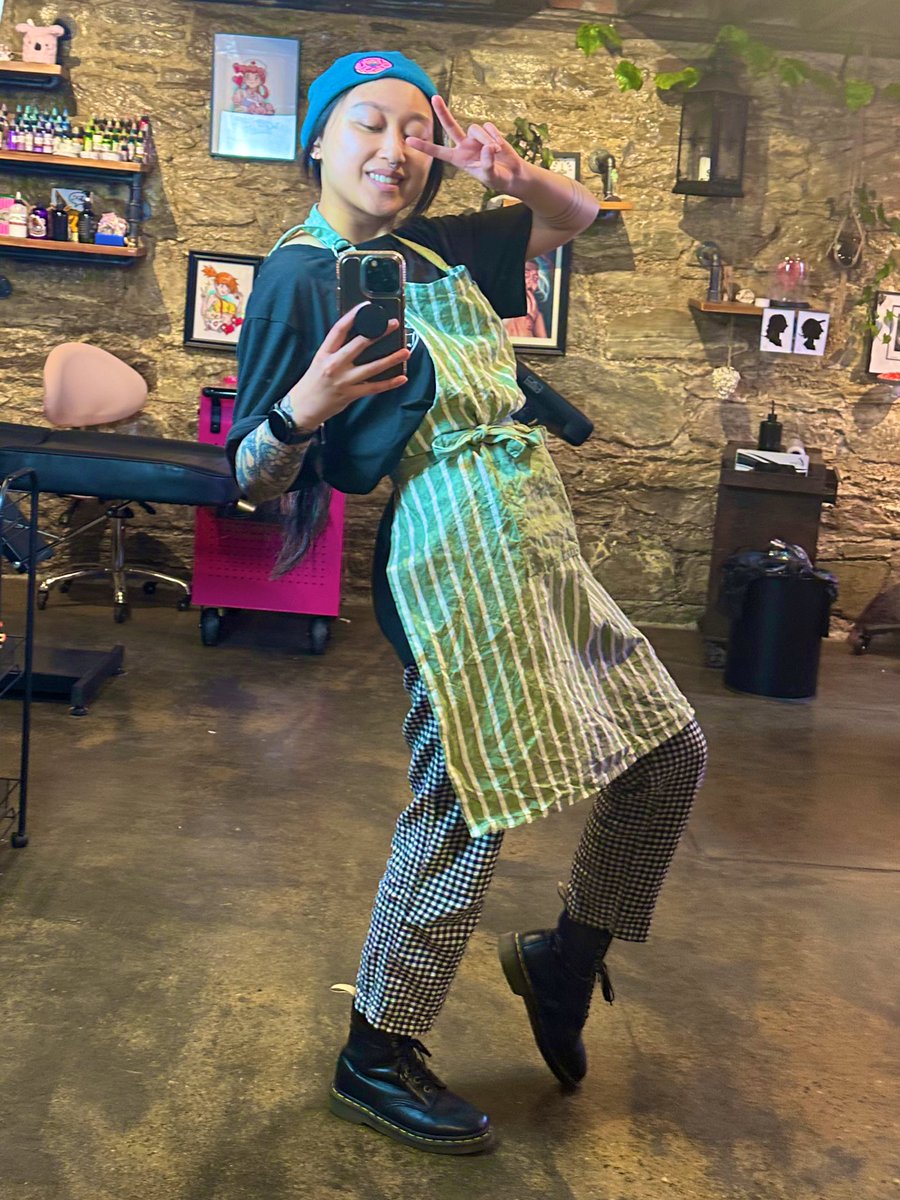 HelloImElaine's tweet photo. Embracing being a joke. Is this the peak of my career?

Booking request form: https://t.co/RLLA1gBiF6
Lovers Den (Buninyong) Fri-Mon
Newtown Art Studio (Geelong) Wed https://t.co/TxOeNcSsDe