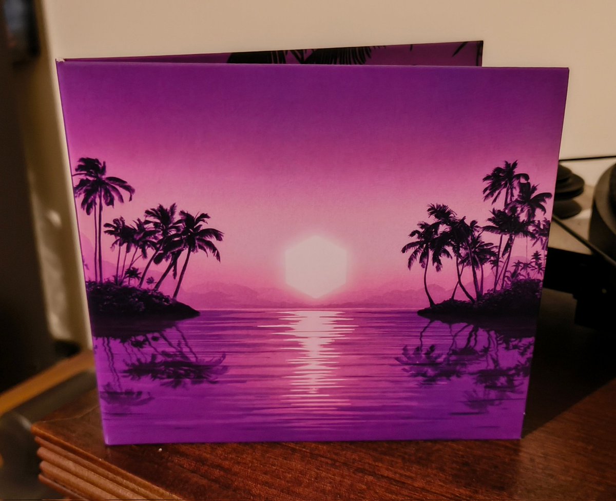 divinenothuman's tweet image. If you're in the mood for some retro, groovy Pop/Dance/Disco tunes, look no more 🍻

🇩🇪 PURPLE DISCO MACHINE: "Paradise" (2024)

🎧 youtu.be/wlJeEZ6Qq98?si…

#PurpleDiscoMachine #Disco #NowPlaying #Pop #80s #70s #DanceMusic #Playlist #CD