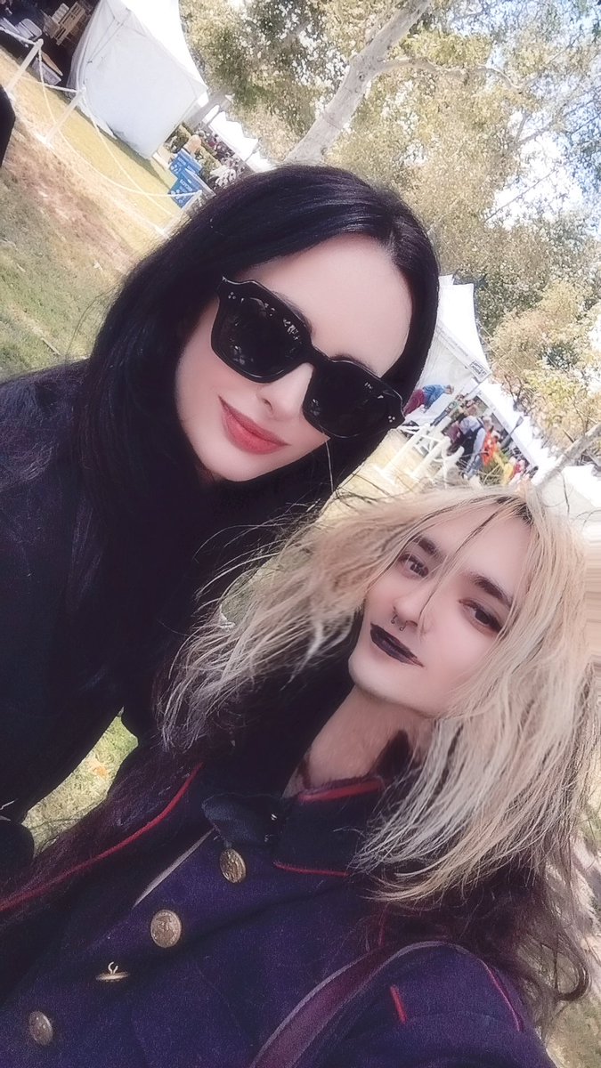 finalgriever's tweet photo. thinking back to (and celebrating) a week ago — when I saw @Krystenritter for the... 3rd time? :p

ur my fav, see you soon. xoxo https://t.co/aNVxibYPK0