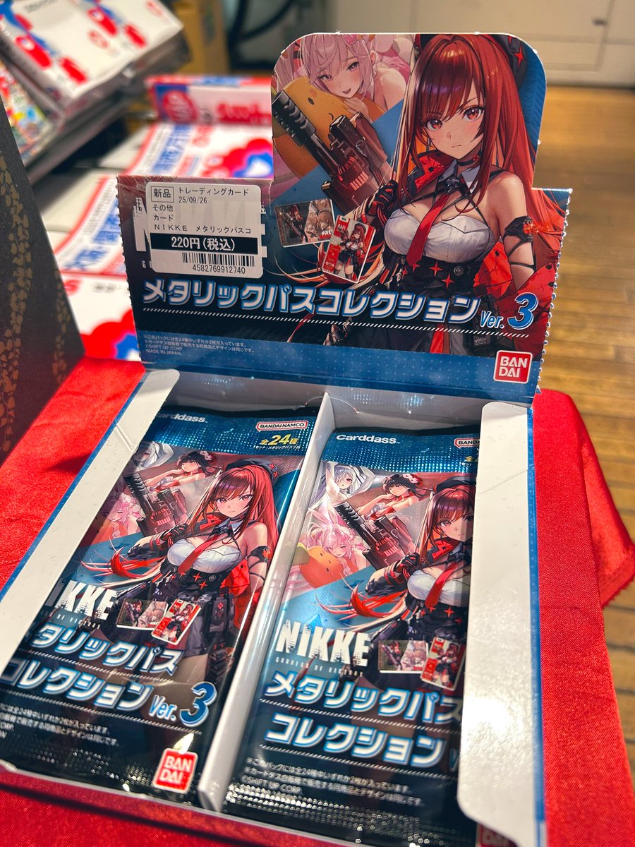 M889】NIKKE メタルカード メタリックパスなど 164枚 まとめ売り M889