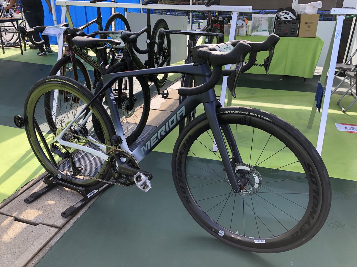 Méridaクルーザーバイシクル Méridaクルーザーバイシクル Méridaクルーザーバイシクル Mérida