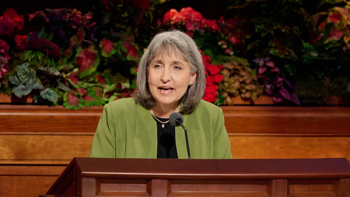 Ch_JesusChrist's tweet photo. "Only the Savior can fully judge where you should be at this point, and He is compassionate and just." — Sister J. Anette Dennis #GeneralConference https://t.co/J4wtP14cbV