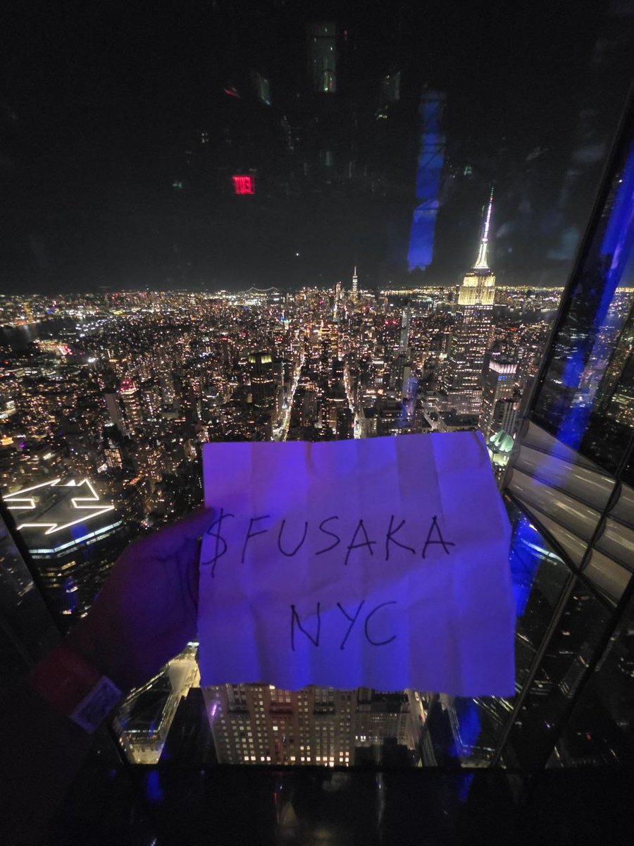 SilenceOnChain's tweet photo. FUSAKA in NYC! 

$FUSAKA #FUSAKA https://t.co/0fE3MkIJJi