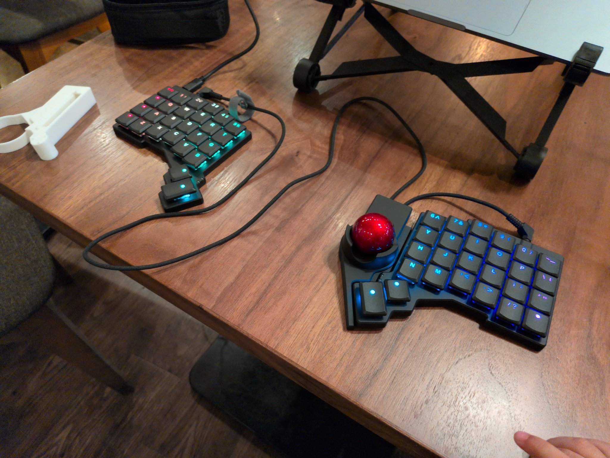 ZSA Voyager Navigator トラックボール Product Overview: The