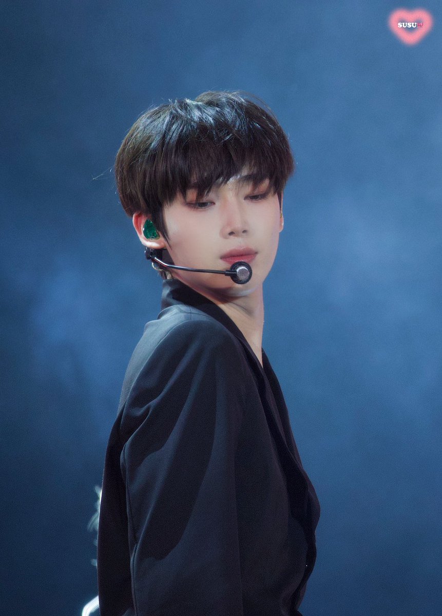 how are u even a real person kim sunoo.