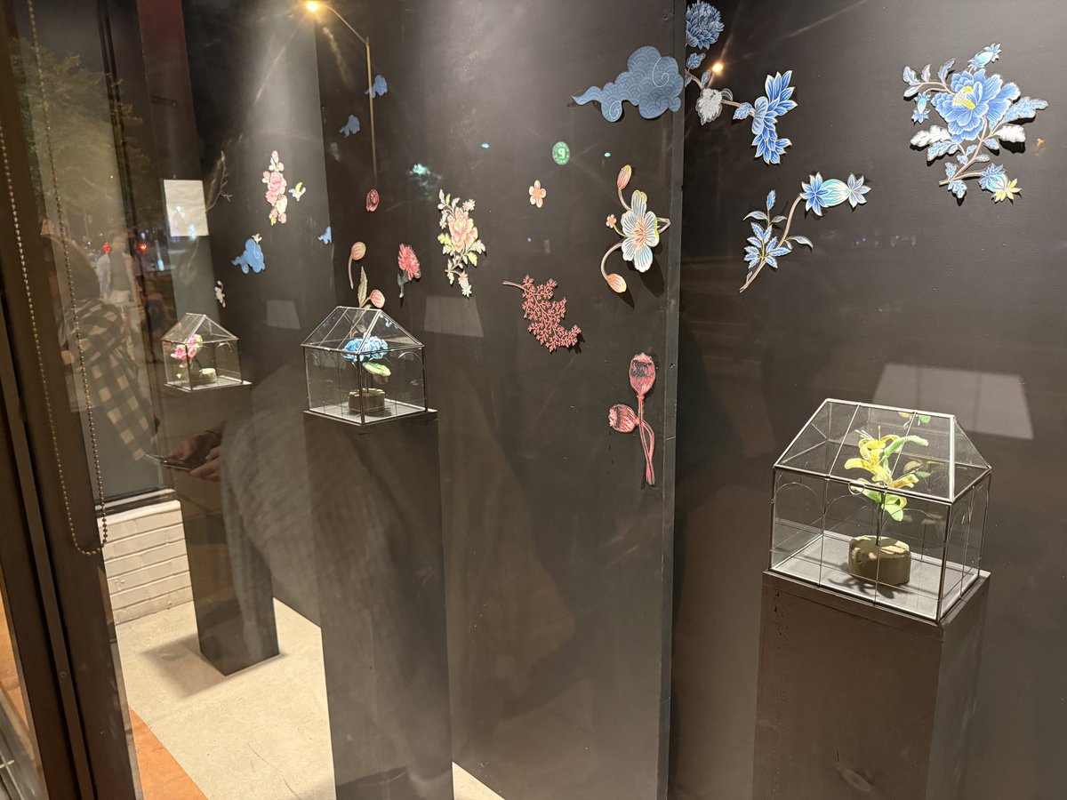 Dapper_Tux's tweet image. It’s Nuit Blanche 2025! 🌙 

The city of #Toronto turns into a living canvas and a playground of #artwork 🌃🖼️ 

Already have seen some incredible pieces in #EastYork 

#nbTO25 #Toronto