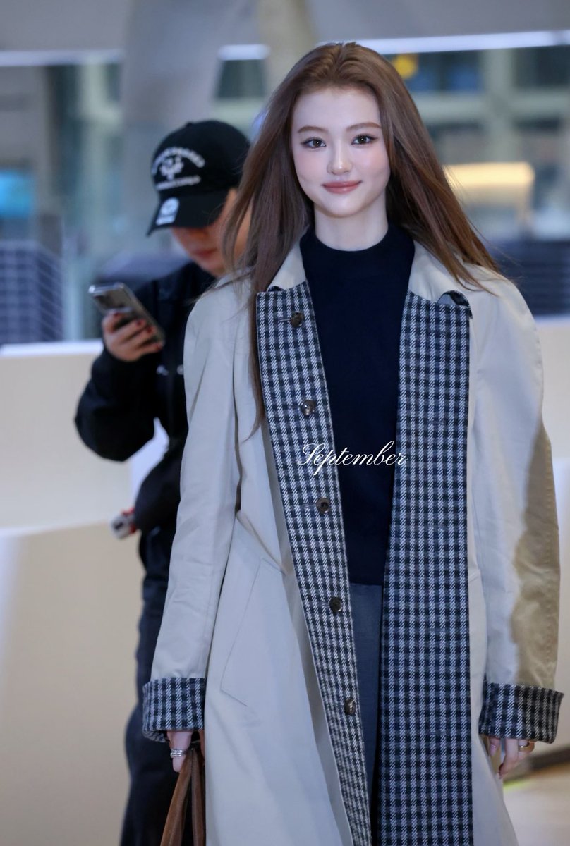 ella pics (@picsellagross) on Twitter photo 