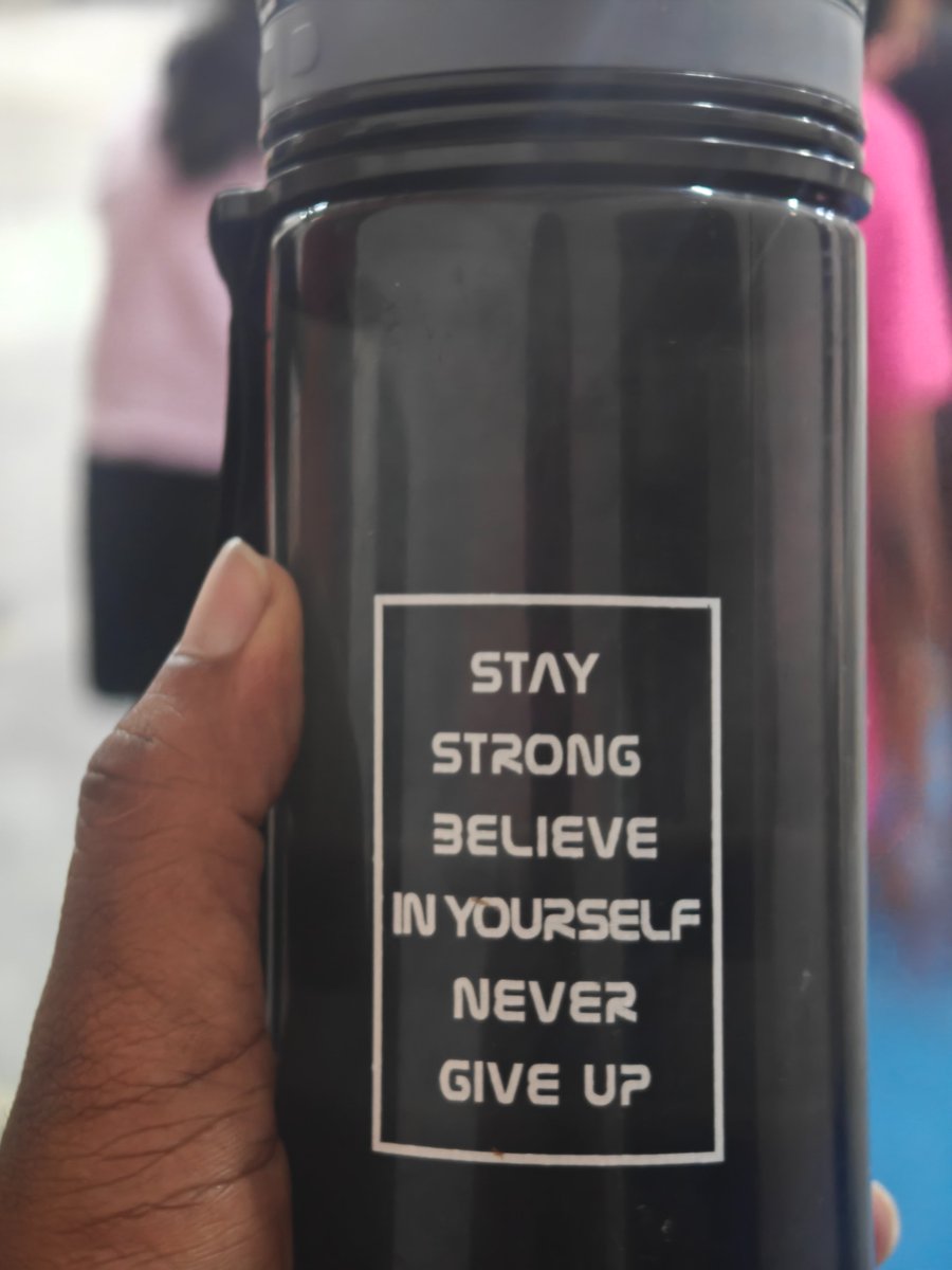 அடடா தண்ணியே குடிக்காம
Quote பார்த்ததும் energy வந்துடுச்சு ✨