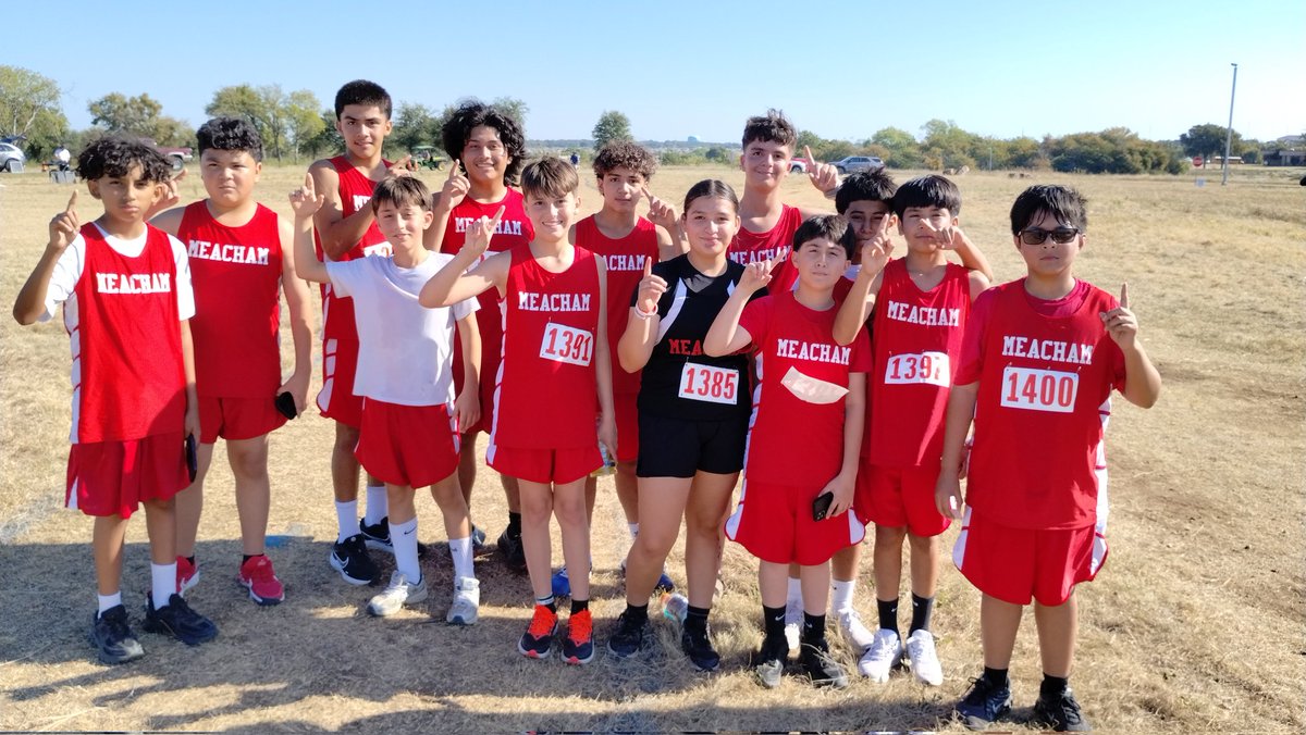 Meacham Cross Country 🙌🏼
These guys worked hard this year! Many play multiple sports for us but never make excuses! They just show up and do the work...I guarantee you will see all these kiddos in the future doing something FANTASTIC! 🤍 PROUD OF THEM 🤍 
LOTS OF PR's today 👟👟