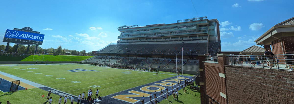 Homecoming with <a href="/ZipsFB/">Akron Football</a>!