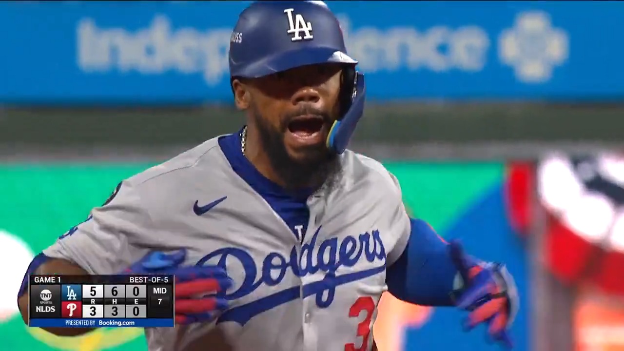 マニー　7/21球場配布 テオスカー•ヘルナンデス ワールドチャンピオン 7/21限定球場配布 カーショウ ドジャース ワールドチャンピオン