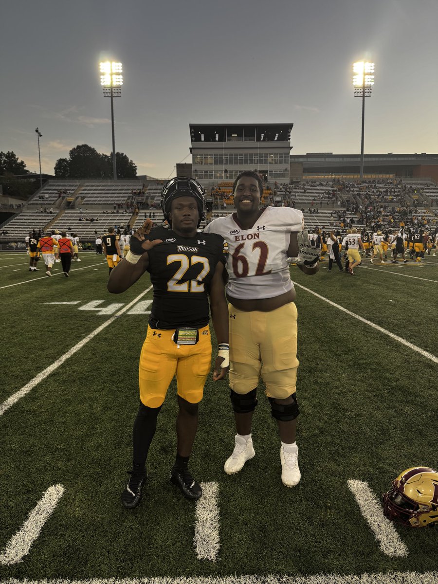 LAND BOYZ still at it! Congrats to <a href="/AhmarionM/">Ahmarion McLeod</a> <a href="/didehen8/">Dumkele Idehen🇳🇬</a> eyes got watery on this photo! Keep grinding fellas both of you are special individuals!