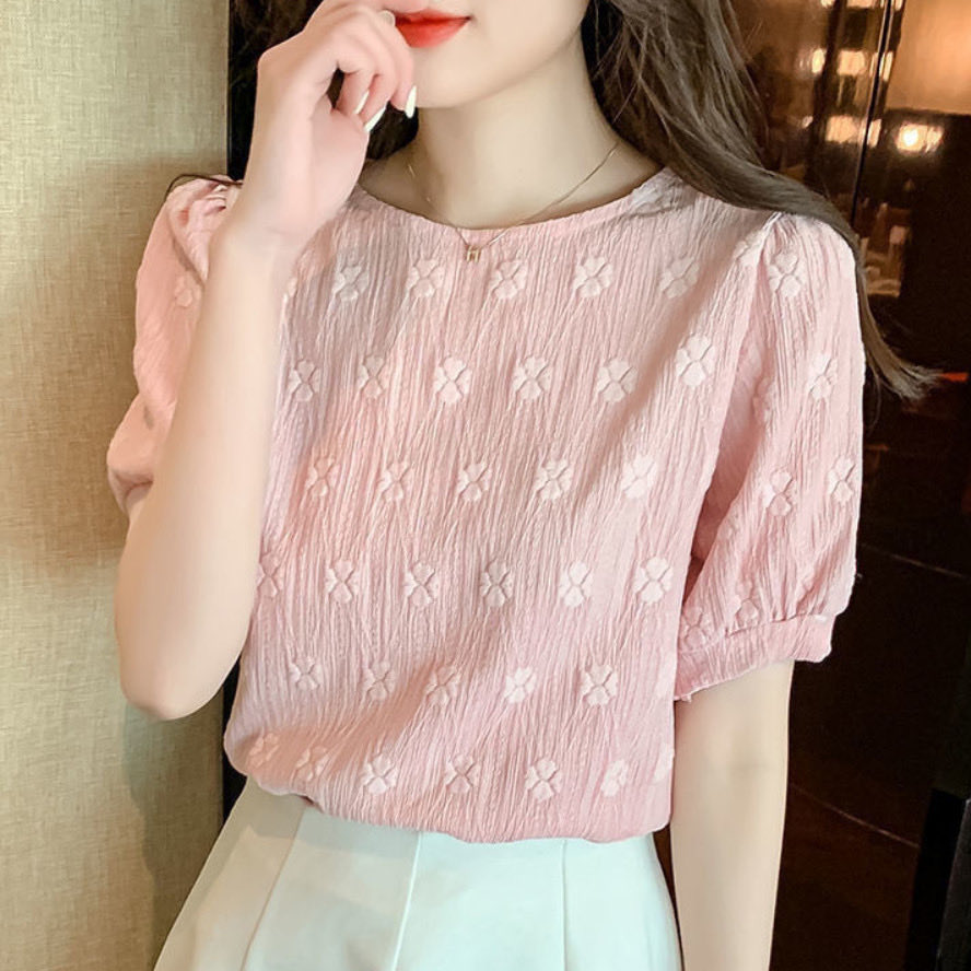 ThongNicha's tweet photo. เสื้อผ้าฝ้ายปักลายโบว์น่ารักมาก💗
ผ้านุ่มใส่สบาย ลุคคุณหนูเกาหลีสุดๆ✨
แมทช์กับกาง��กงหรือกระโปรงก็ลงตัว🫶🏻

พิกัด https://t.co/w6jJuG1y9O https://t.co/YFBzIcOeFy