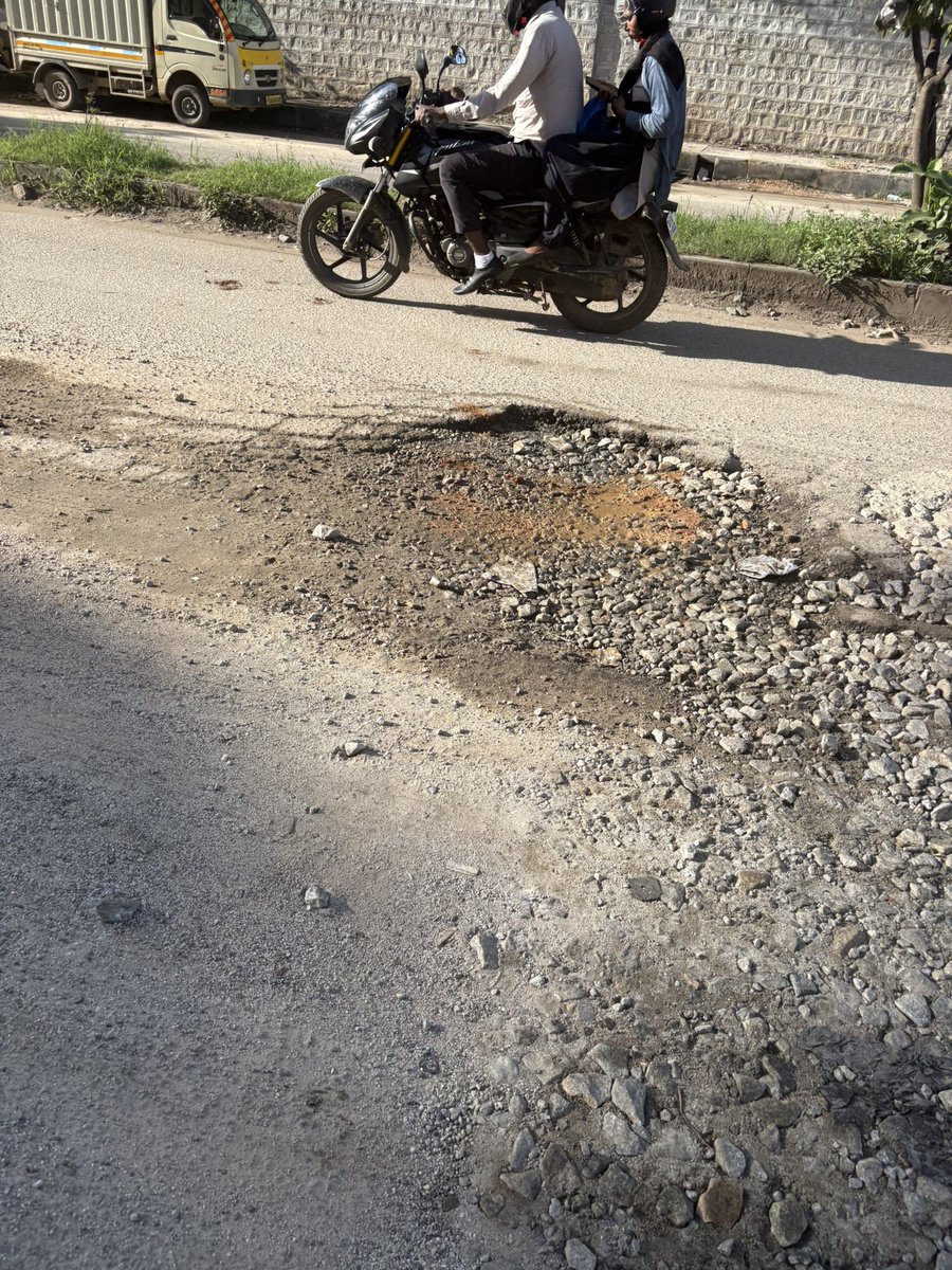 nddevaraj's tweet photo. @GBAChiefComm Inspect Peenya industrial Area sir see the roads and there present state for your self for past decade it is not maintained https://t.co/1Od1wYxgn4