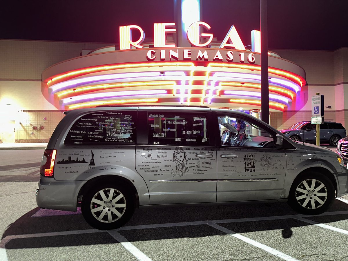 Danielle71690's tweet photo. She had to get her Moment!!!!! This is what The Life Of A Showgirl's Mini Van (cough cough) I'm sorry excuse me I Mean Swiftie Van looks like in the spotlight !!! 🧡🫶🏻The Movie Was Absolutely Fantastic 😍🫶🏻🧡 @taylorswift13 @taylornation13 https://t.co/ZivAJPVEjL