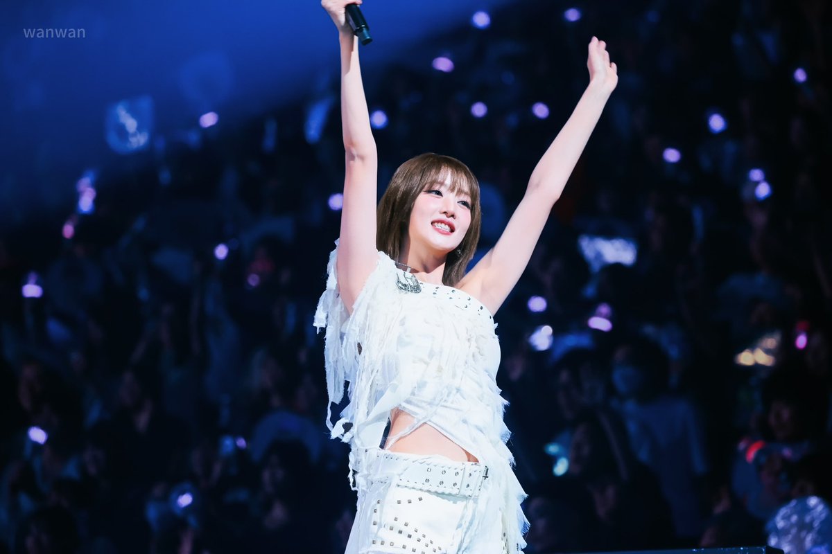 wanwannicha's tweet photo. 20251004 🇯🇵i-dle first japan tour 
[ 逢い-dle ]

Wish my girl a wonderful October every year just like tdy💖

#IDLE  #민니 #MINNIE #มินนี่ https://t.co/AqzIpKbF4z