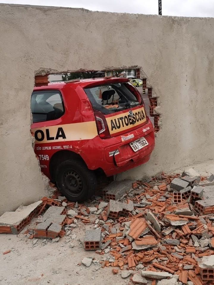 É o Presidente Lula, trabalhando como nunca pelo povo brasileiro 🙏🏻👏🏻👏🏻👏🏻
Quem é Lula 26, 🇧🇷 ai?