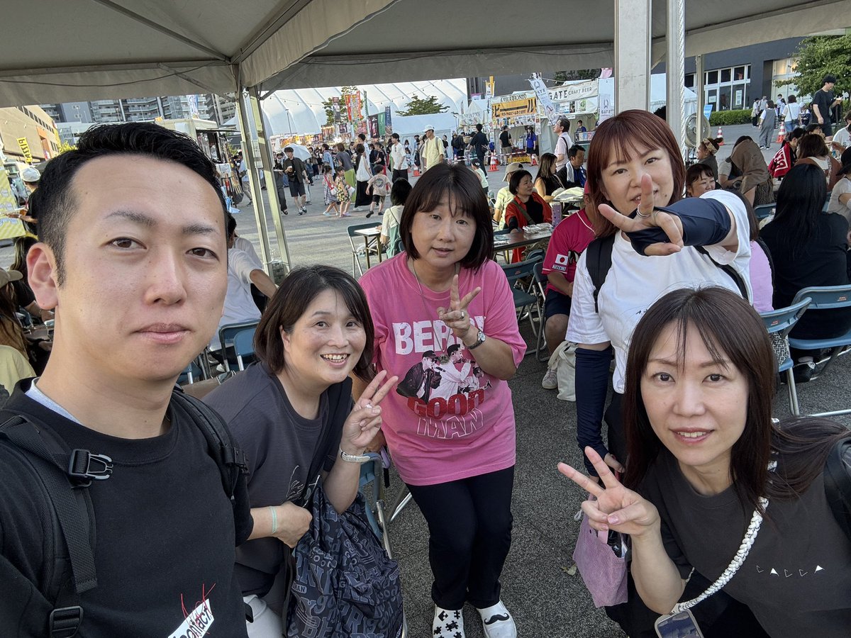 dear_BGM's tweet photo. 🎪ASUTO MUSIC FES🎪
2025.8.30(日) 仙台ゼビオアリーナ

甲子園以来2度目の遠征🚅
新幹線🎫取る時から確定の珍道中🤣
リハでは「ラブソング何歌う？」って空気になって「eye to eye 」って声上げたら、🕶️は首振ったけど、🫏が「いいやん」って言って歌ってくれた😍　幸💕

氣志團さんも最高だった✨ https://t.co/z9TolVZkUW