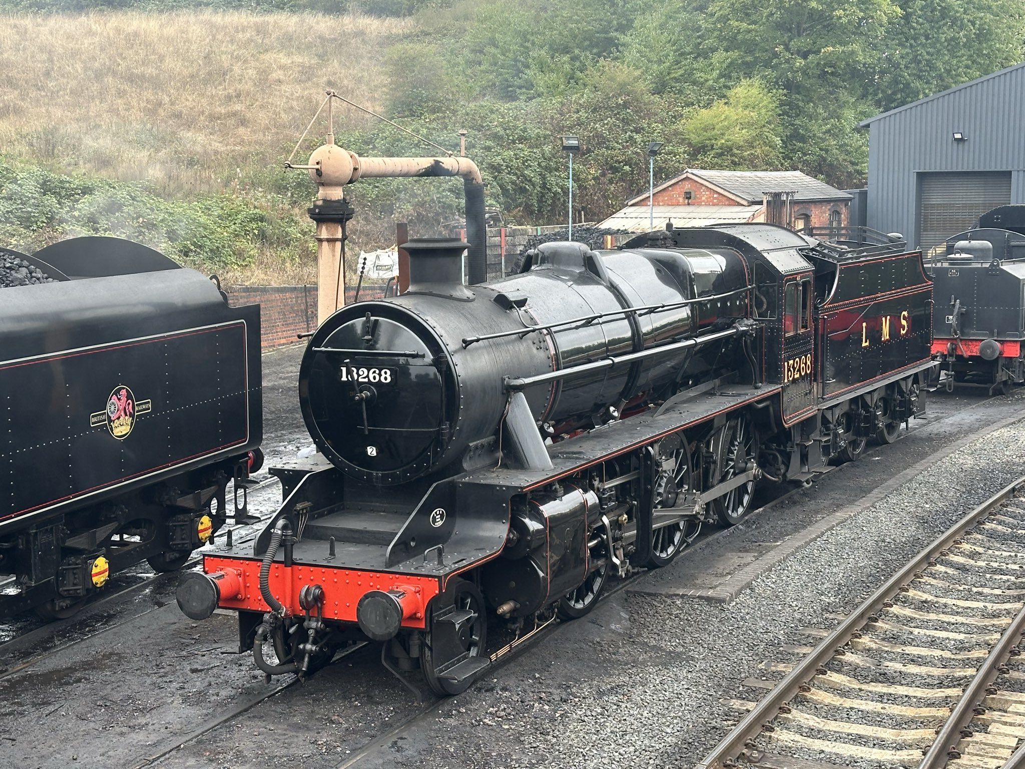 蒸気機関車 、 黒色 D51P on X: 