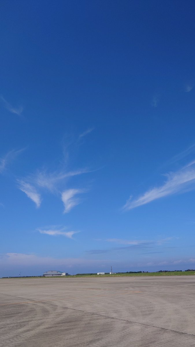 f15djkai's tweet photo. 木更津駐屯地は晴れてます https://t.co/zd0dP2Byu2