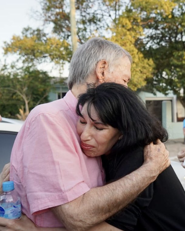 JSchiaretti's tweet image. Junto al intendente de Córdoba @PasseriniOk, el viceintendente @javierpretto, la senadora nacional @alevigo y los candidatos @LauraJureCba, @miguelsiciliano y @monteroliliana recorrimos Ciudad de Mis Sueños y Ampliación Ferreyra.

En cada barrio que visitamos queda claro que la…