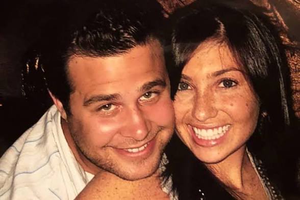 RedFlagBodyBag's tweet photo. Something’s not sitting right in the Ellen Greenberg case…

Her fiancé’s uncle, James Schwartzman — a prominent Pennsylvania judge — was allowed to enter Ellen’s apartment and walk away with her phone, computer(s), and other electronics.  ￼
#EllenGreenberg #truecrime https://t.co/iMksoD7CAX