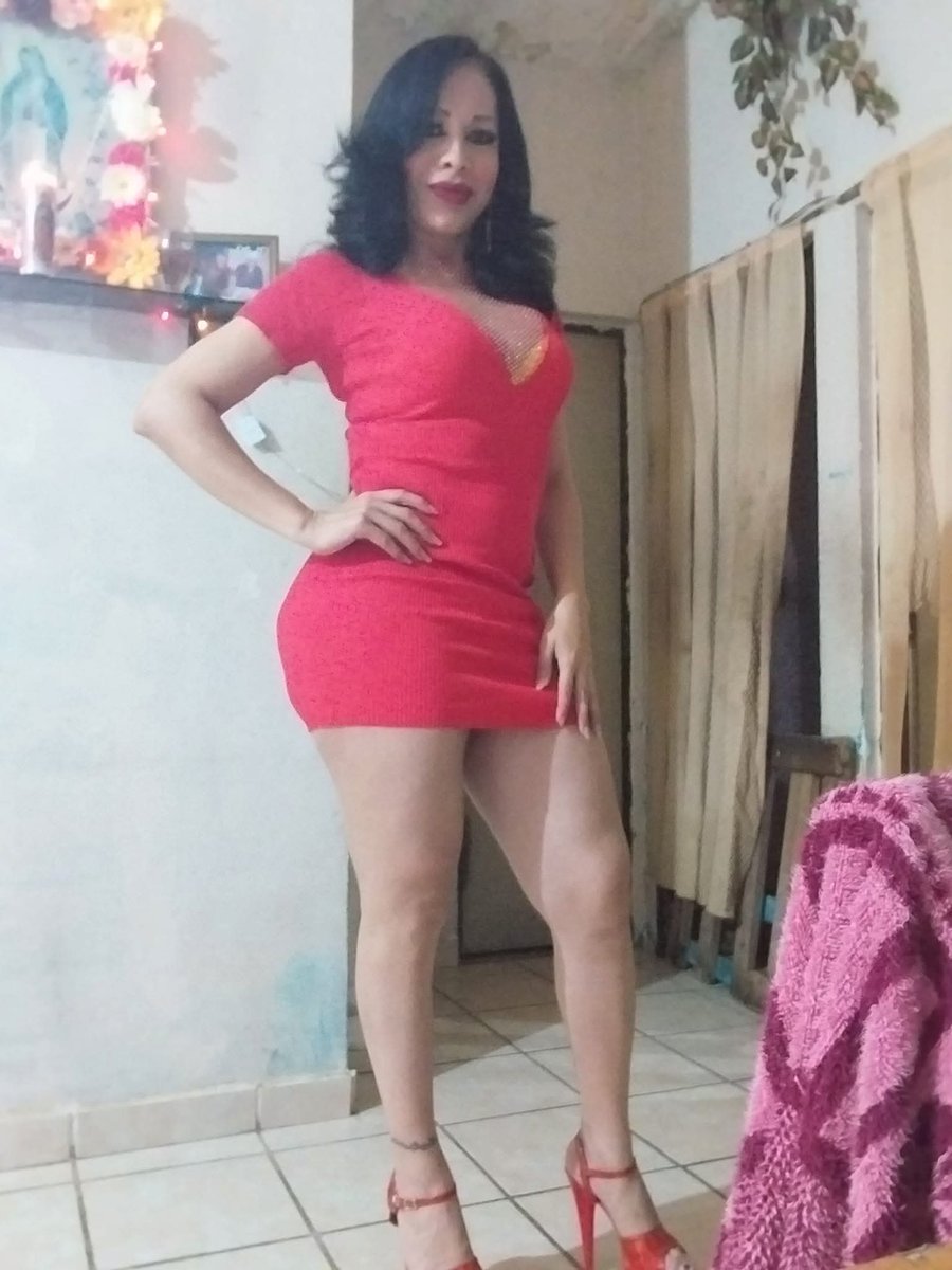 TampicoTranny's tweet photo. Como ven a esta hembra madurita tiene un culo super rico y lo mama delicioso me consta se llama Michel #tranny #Tampico https://t.co/lJfilk9w91
