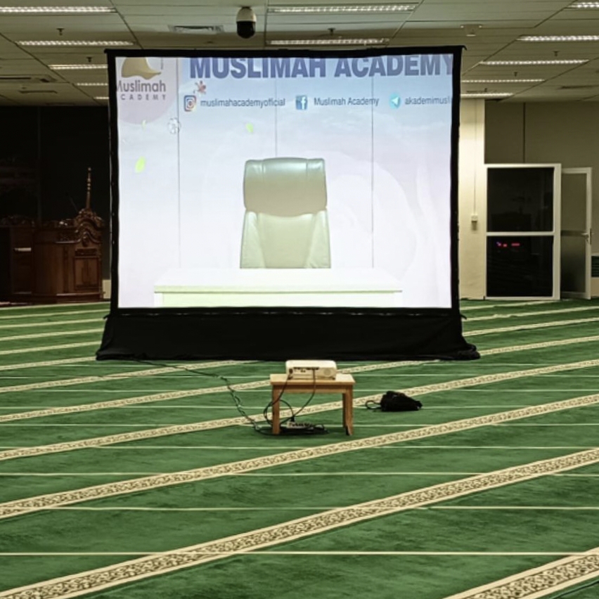 rentallcddotcom's tweet photo. Proyektor berkualitas, layanan ramah, harga terjangkau! Bikin acara Anda makin seru dengan kami. 🖥️✨ #SewaProyektor #AcaraKeren #sewaproyektorjakarta https://t.co/Cg945xndSW
