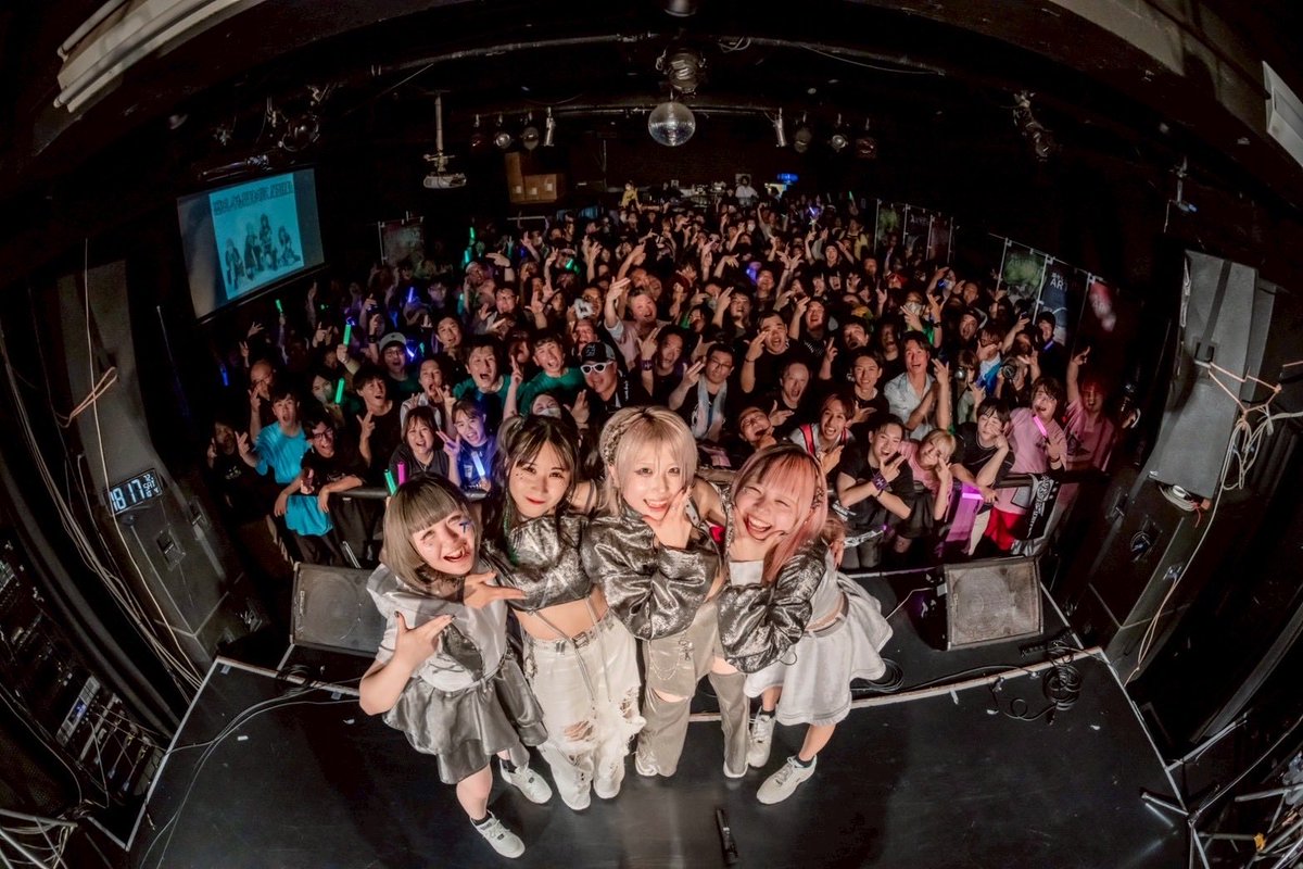 idol_lilia's tweet photo. ARTERIA 2周年ONE MAN LIVE 「覚醒」

250人動員▶︎▷成功。活動継続決定。
㊗️東名阪ツアー決定㊗️

━━━━━━━━━━━━━━━

       10/4(土)動員数      347人

━━━━━━━━━━━━━━━

予想より遥かに上回る結果となりました！
本当に沢山の応援をありがとうございます！
これからもARTERIAはもっと先に行きます。

#アルテリア
#凛々しくも臨界に咲くARTERIA