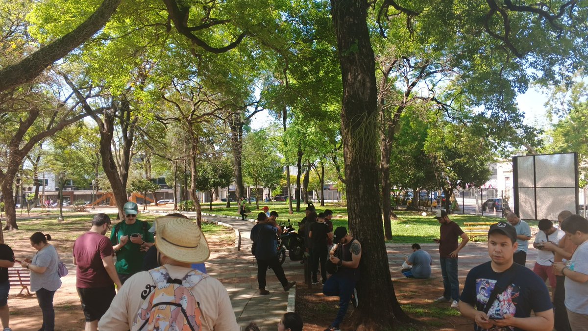 GoPokeraidsPy's tweet photo. Mega Comunidad 😱 y Mega Metagross!
Una gran cantidad de entrenadores asistió al evento de hoy!
Capturamos al poderoso Metagross y algunos fueron brillantes! ✨
Nos vemos en el próximo evento en la plaza Uruguaya!
#GoPokeraidsPy!
#ClubCampfire
@PokemonGoAppLA https://t.co/hlW2acdSNJ