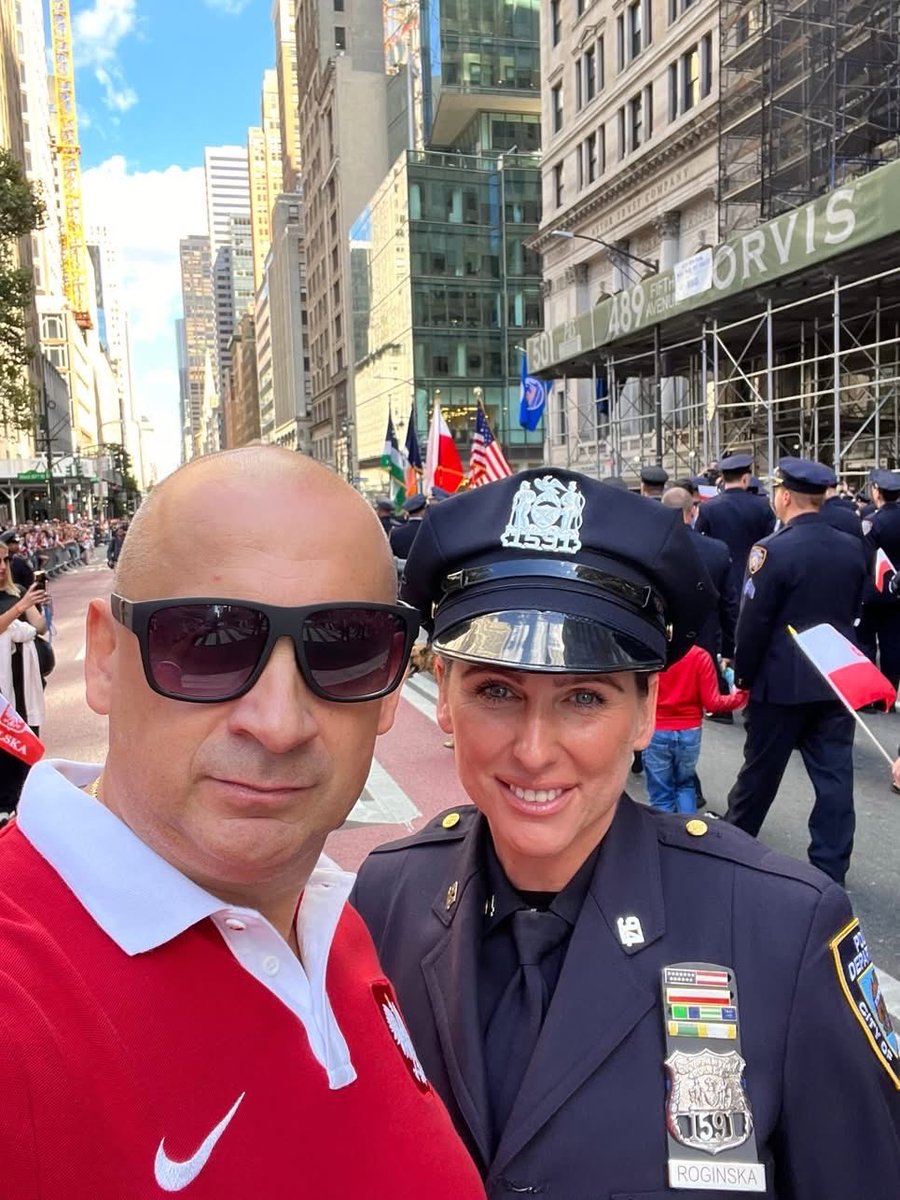PolishCuisine's tweet photo. October 5th 2025 what are YOUR plans? I know Iβll be at the Pulaski Day Parade coming down 5th Ave! Mark it on your calendar and get ready to #POLKA #TuJestPolska #ParadaPulaskiego #PulaskiDayParade #NewYork #NowyJork #StanyZjednoczone #USA #PolishParade #NYC π΅π±πΊπΈπ€β€οΈ Amen ππ΅π± https://t.co/ikK9dfKVMp