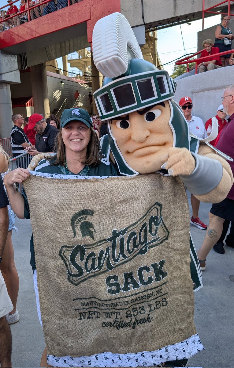 santiahl's tweet image. 