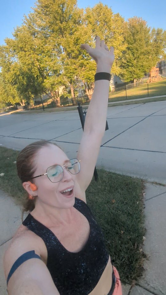 Rose262's tweet photo. MO' Cowbell is tomorrow! Even being congested can't keep me down, I'll be there having fun even if breathing is a struggle 😅 let's do this! I'm running the half! See you there! 

#mocowbell #running #runtok #runnersofinstagram #halfmarathon https://t.co/xMvtp2box7 https://t.co/0uiQTTNXRT