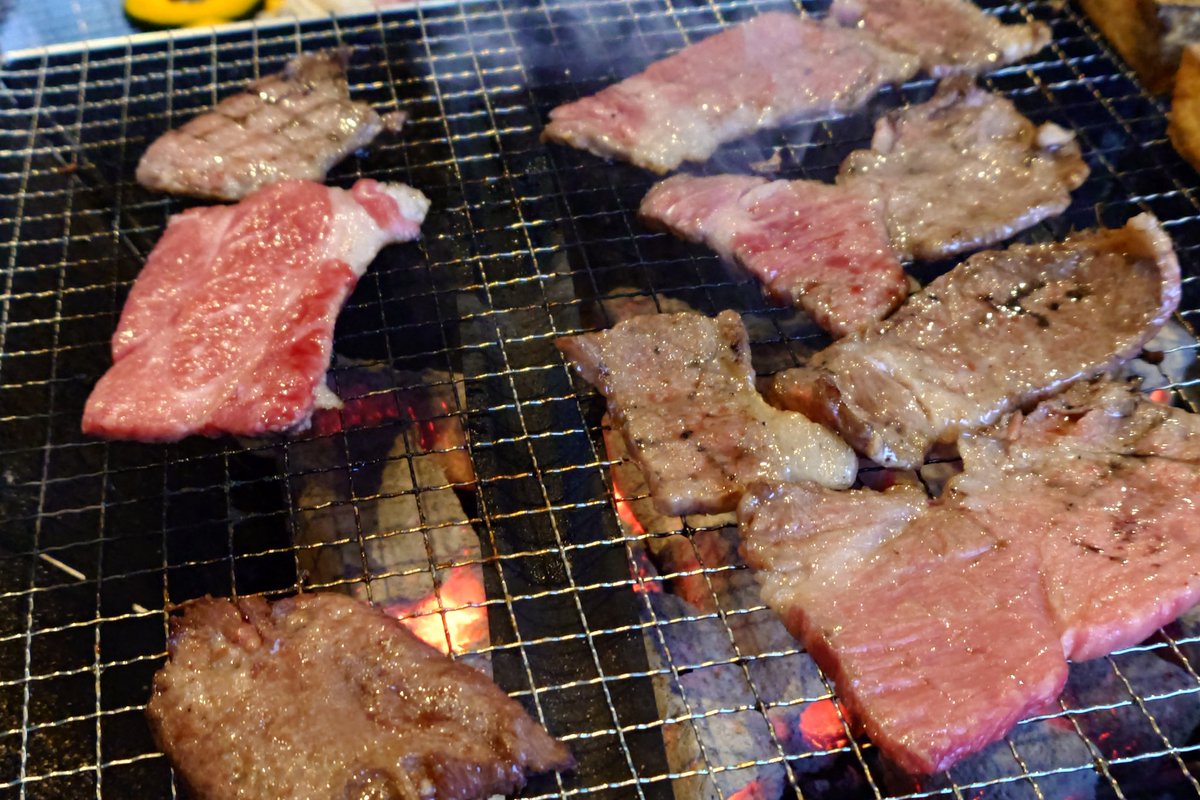 takibi_takibi_'s tweet image. 焼！肉！
片方は松阪牛！！！