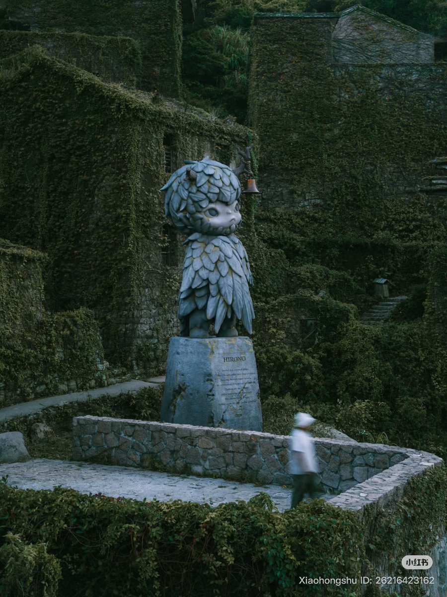 Michael Sebastian tweet media