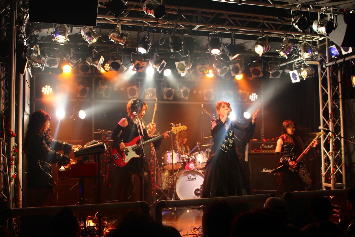 Rosebullet tweet media