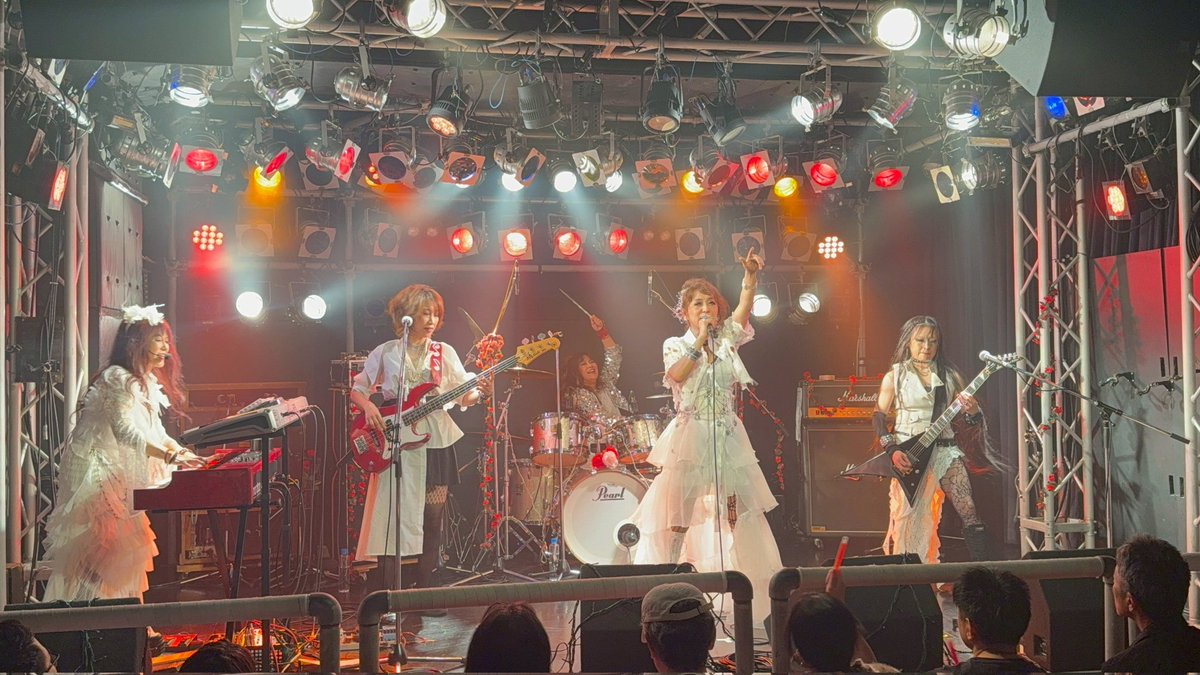 Rosebullet tweet media