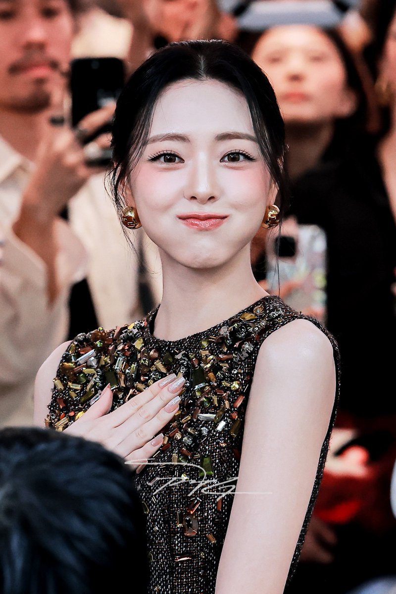 pjg920's tweet image. 250924 밀라노 패션위크 펜디 SS26
#ITZY #있지 #YUNA #유나 #YUNAxFENDISS26 #YUNAxMFW25 #FENDISS26 @Fendi @ITZYofficial