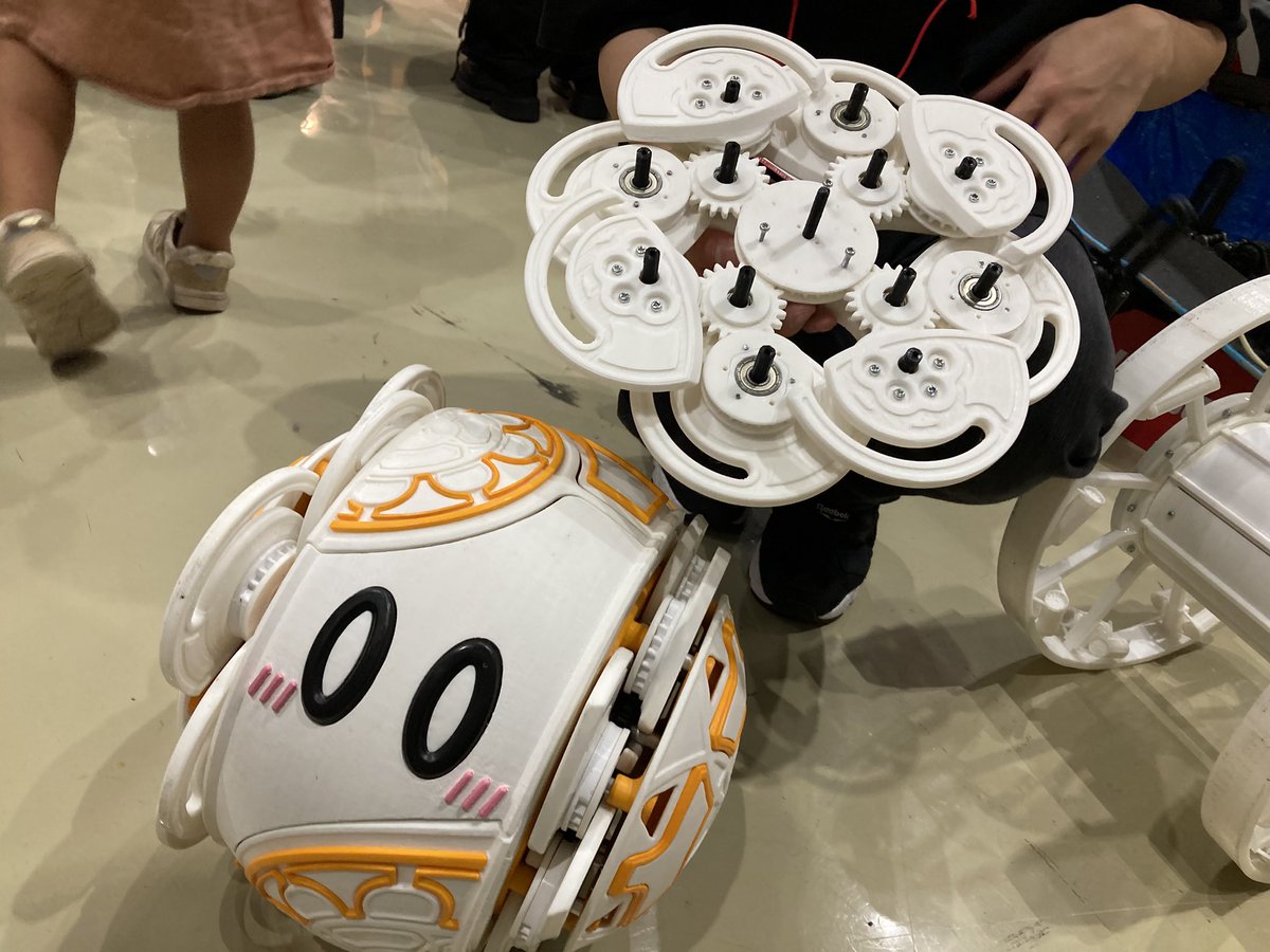 cemedinecoltd's tweet photo. 本日はコチラ！Maker Faire Tokyo 2025✨
今年も多くのメイカーさまたちによる力作ばかり(ﾟωﾟ)

15時30分からは、セメダインが協賛するYoung Maker challengeの表彰式もあります(*•ω•*人) https://t.co/Ed9B38hnFy