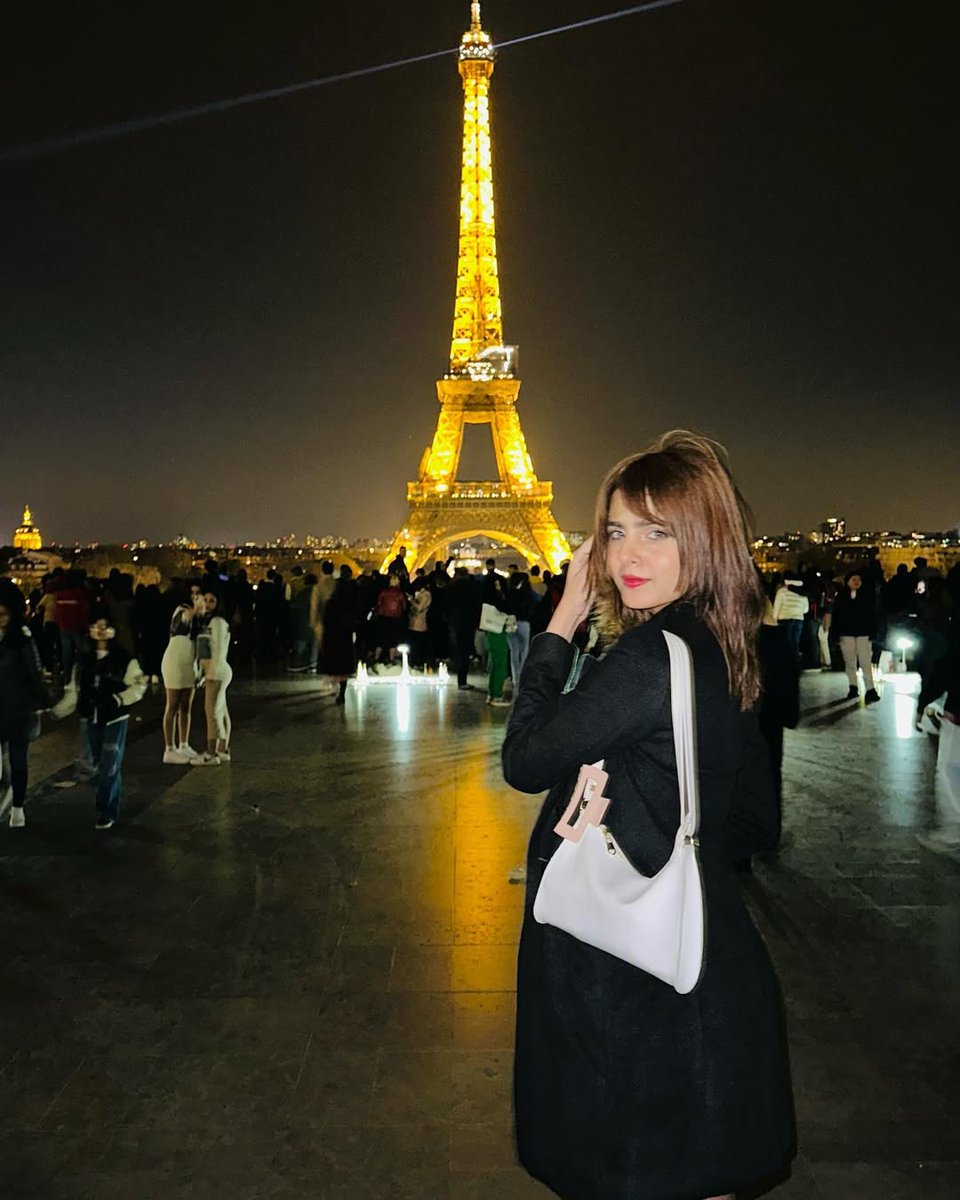 Asha83146's tweet image. I&apos;m really looking forward to traveling to Paris, France again next year—to experience the city&apos;s unique charm and timeless romance.
